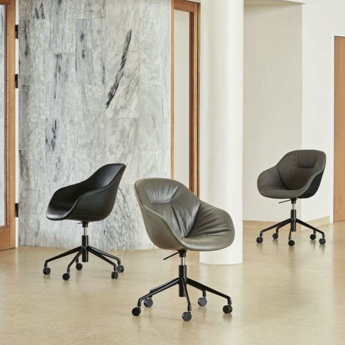 AAC 153 Soft Chair, Cappuccino Brown Leather Upholstery / Black Swivel Base With Castors