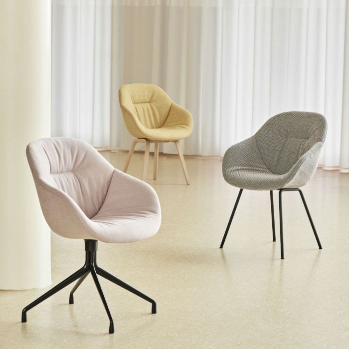 AAC 127 Chair, Grey Upholstery / Black Base