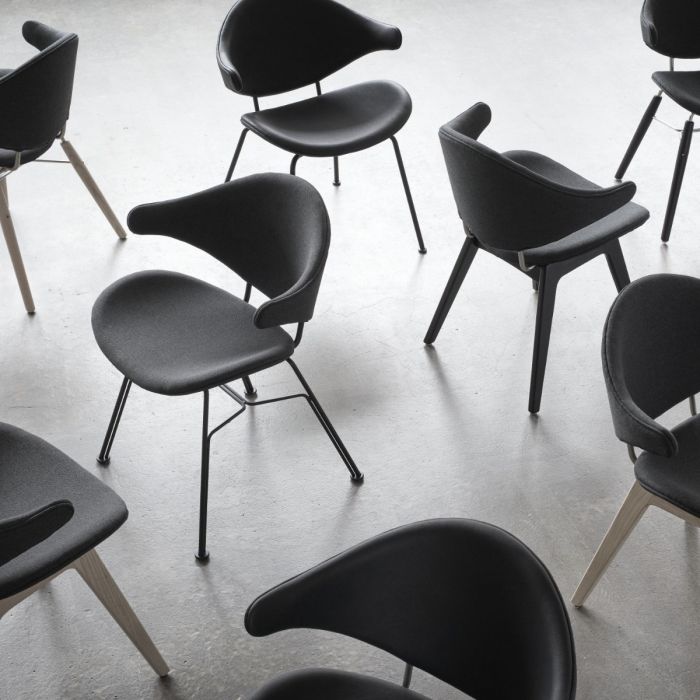 Acura Chair