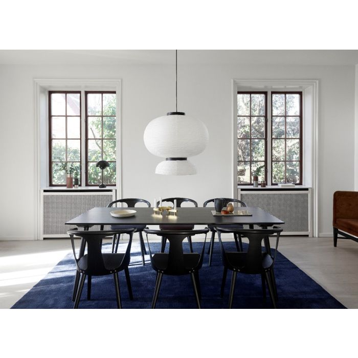 In Between Chair SK2, Black Silk Leather Seat / Black Lacquered Oak Base
