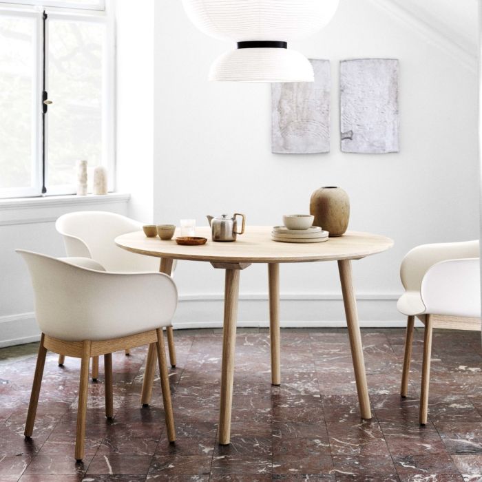 Elefy Chair JH30, Black Seat / Oak Base