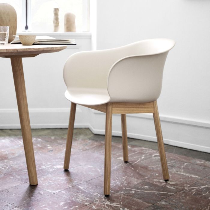 Elefy Chair JH30, Black Seat / Oak Base