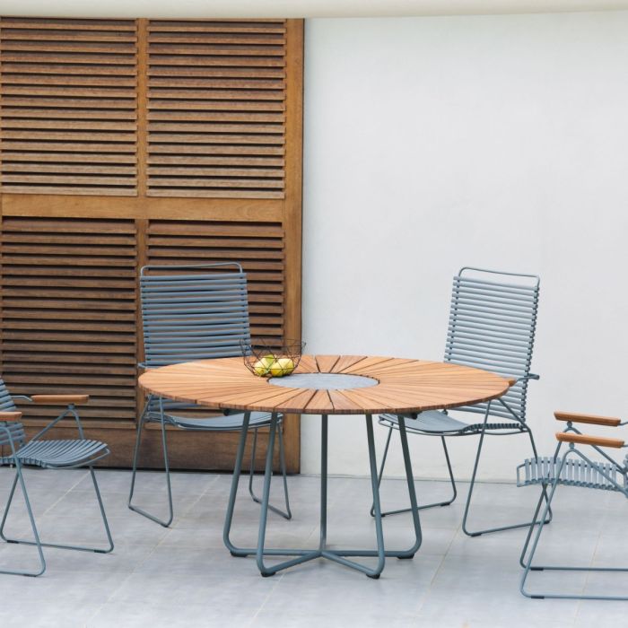 Circle Table