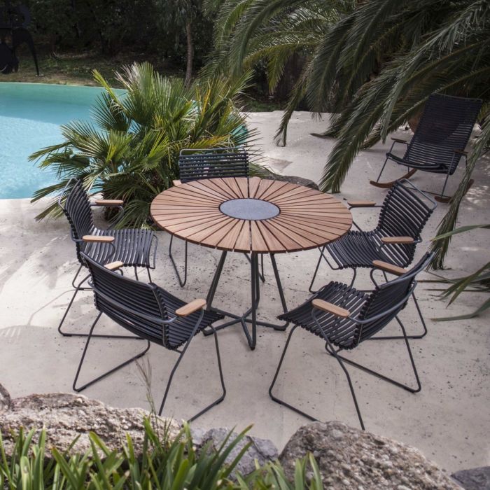 Circle Table
