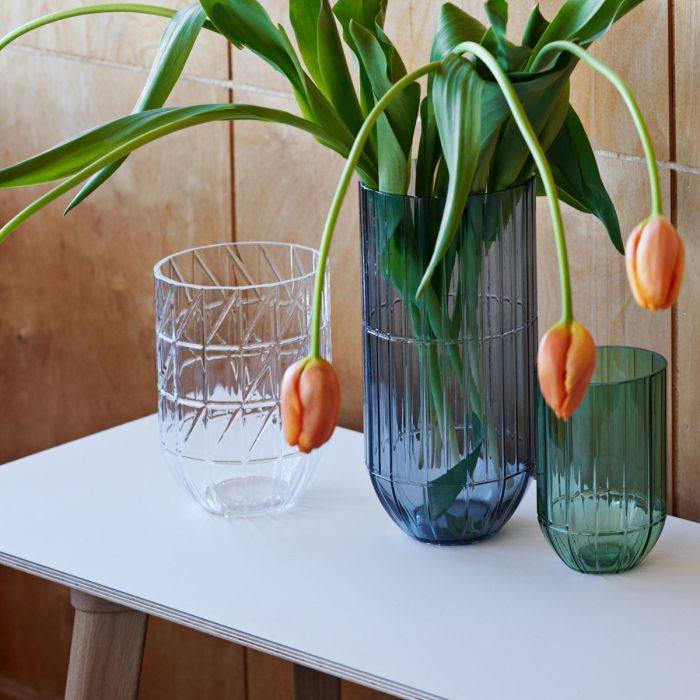 Colour Vase, M