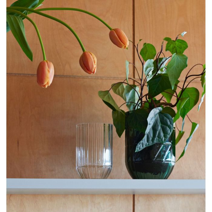 Colour Vase, M