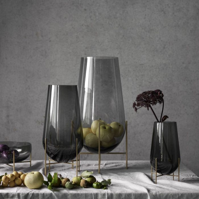 Echasse Vase, S, Smoke/Brushed Brass