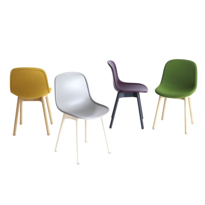 Neu 13 Chair, Black Shell / Oak Base