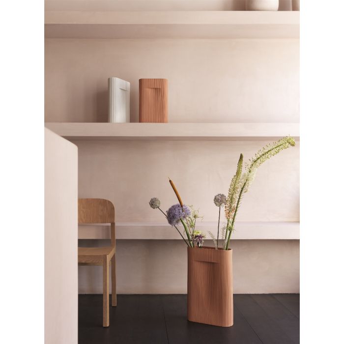 Ridge Vase, L