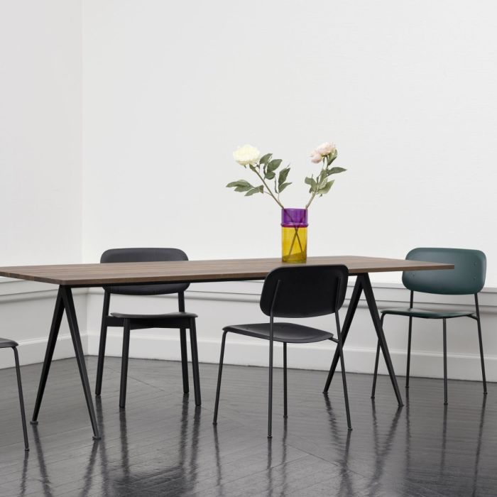 Soft Edge P10 Chair, Black Seat / Black Base