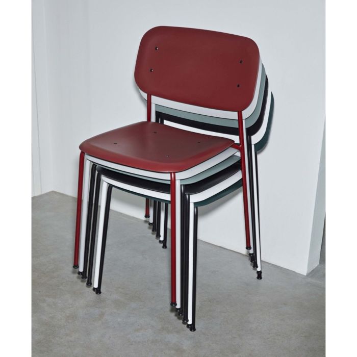 Soft Edge P10 Chair, Black Seat / Black Base