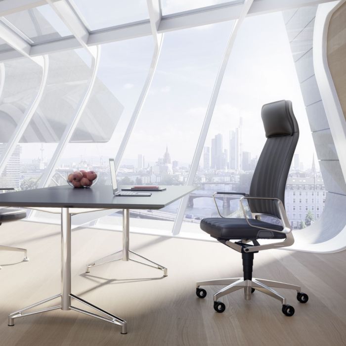 VINTAGEis5 32V4 Office Chair, Black Leather Backrest and Seat / Polished Aluminium Base